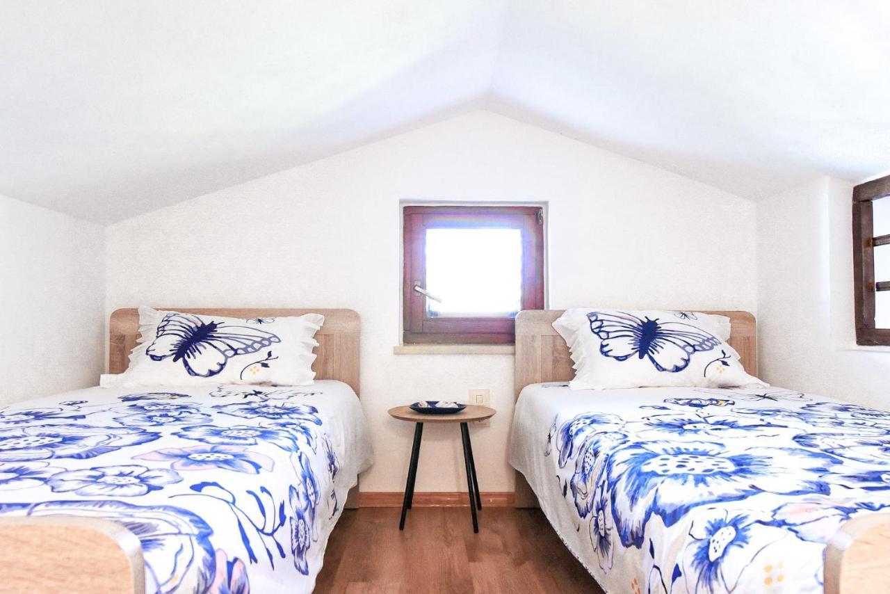 Apartman Away From
